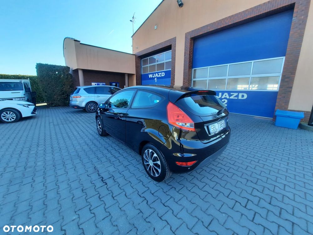 Ford Fiesta 1.25 Champions Edition - 6