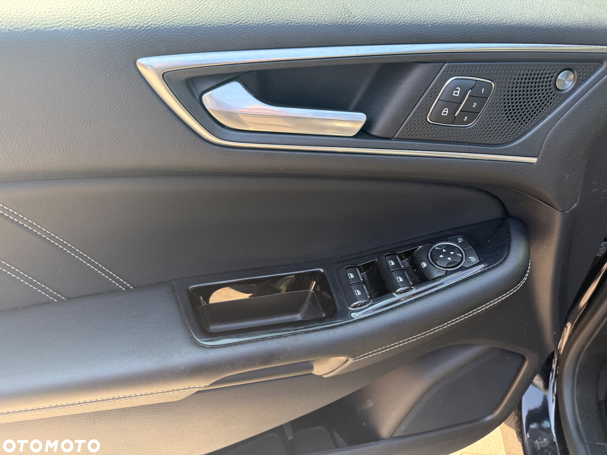 Ford Edge - 7