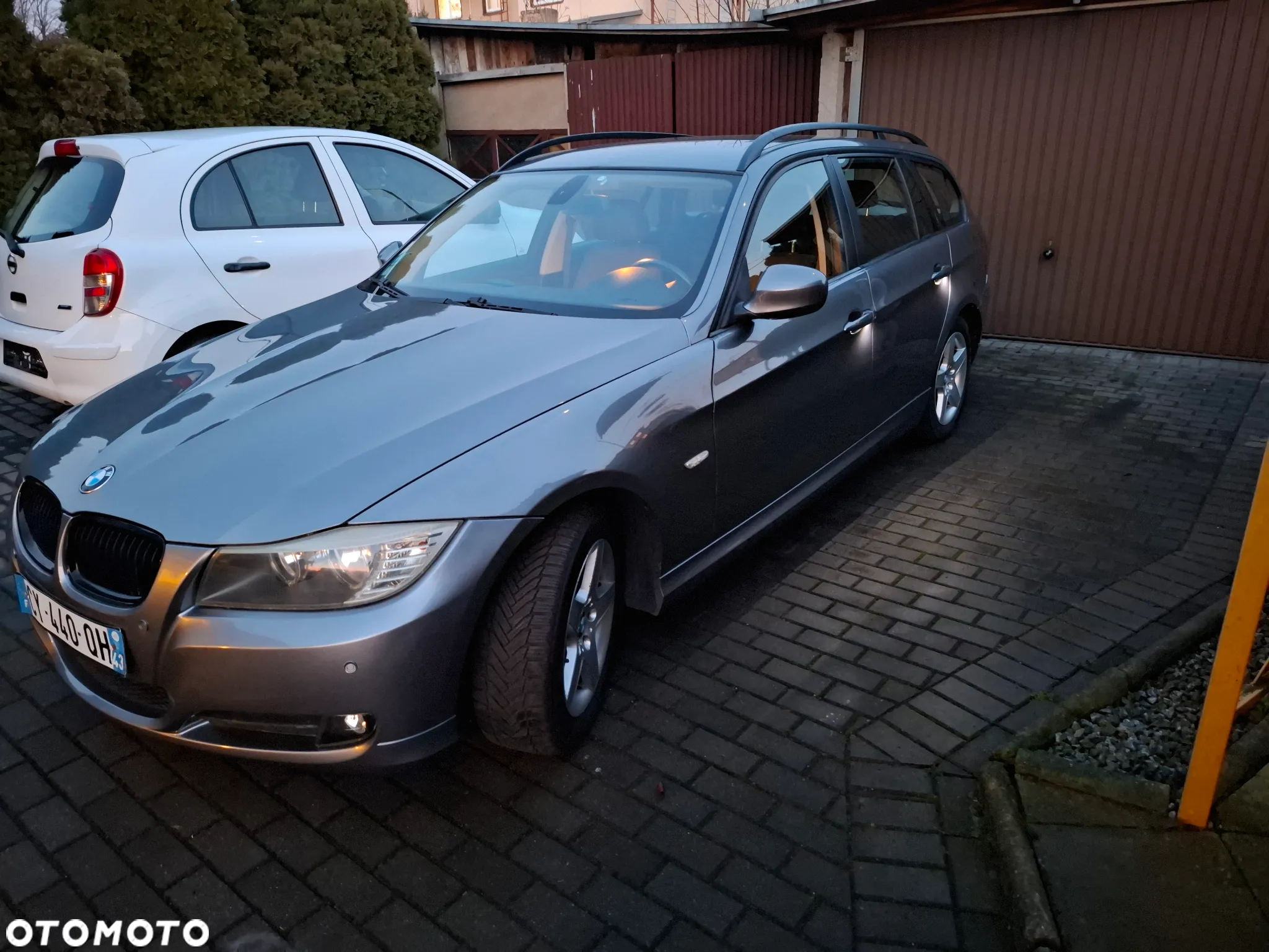 BMW Seria 3 318d DPF Touring - 18