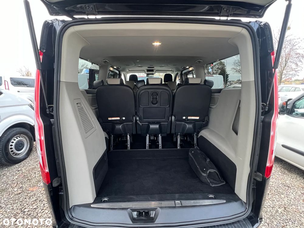Ford Tourneo Custom 2.0 TDCi L2 Titanium SelectShift - 26