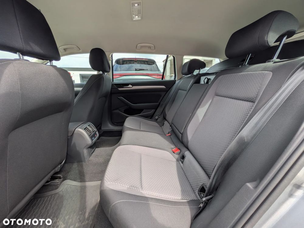 Volkswagen Passat 1.5 TSI EVO Trendline - 31