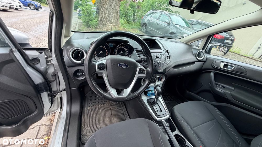 Ford Fiesta - 8