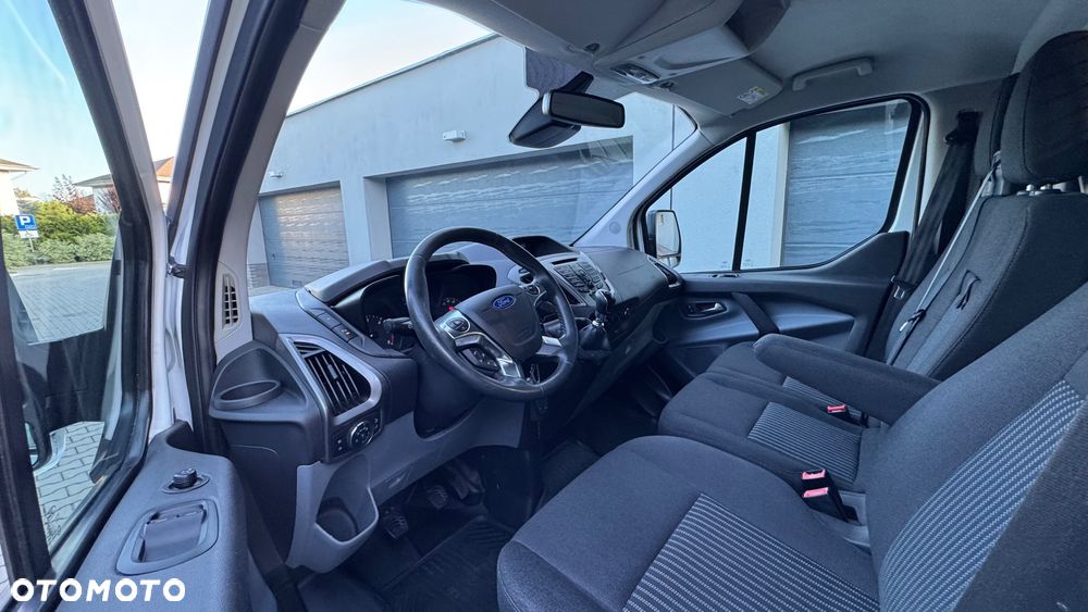 Ford Transit Custom L2H2 średni  xenon kamera idealny 2.2TDCI blaszak krótki L1H2 VAT FV faktura 23% 3 miejsca / osobowy blaszak podwójne drzwi z obu stron - 8