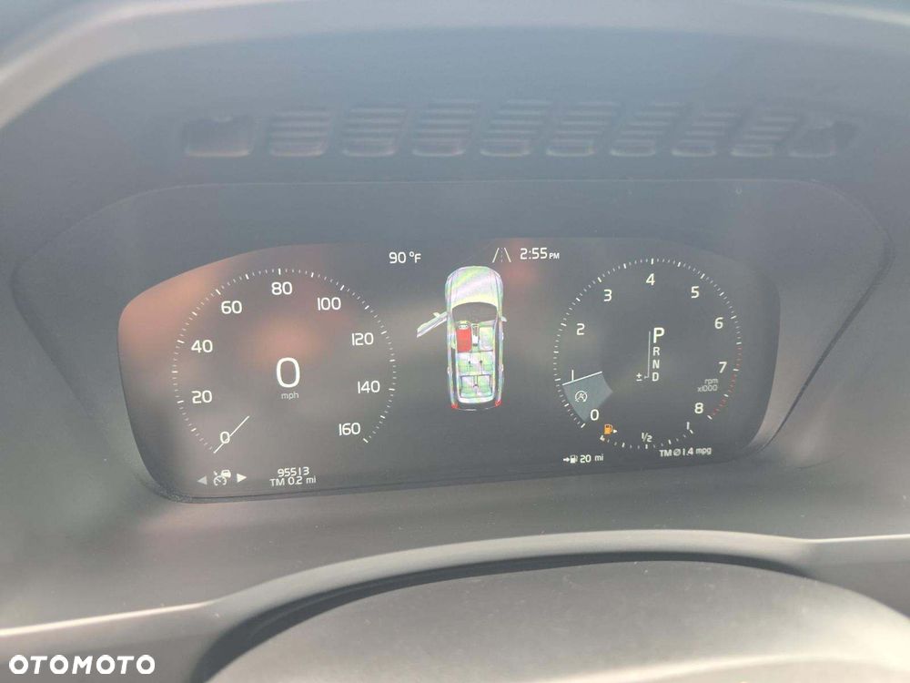 Volvo XC 90 - 9