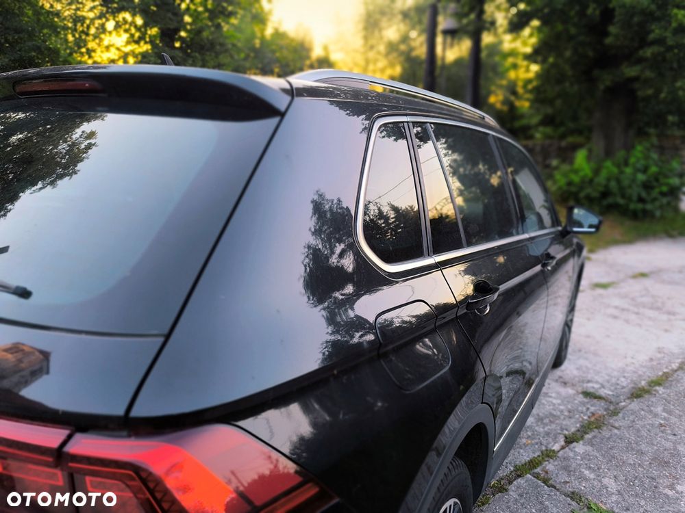 Volkswagen Tiguan 2.0 TDI SCR 4MOTION (BlueMotion Techn.) DSG Highline - 17