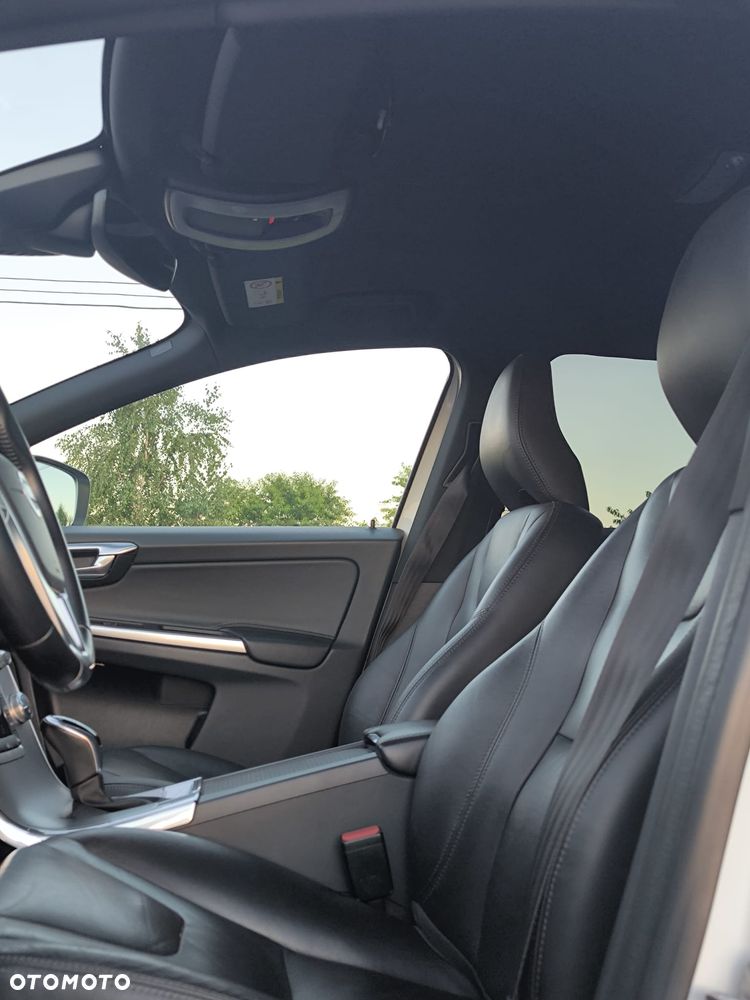 Volvo XC 60 - 11