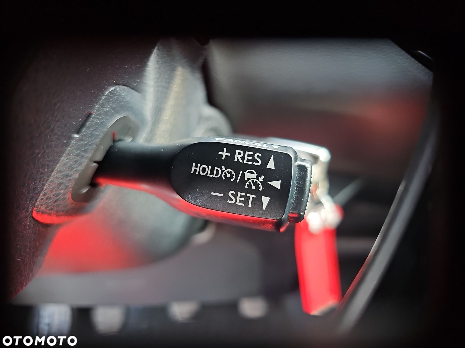 Toyota C-HR 1.2 T GPF Premium - 18