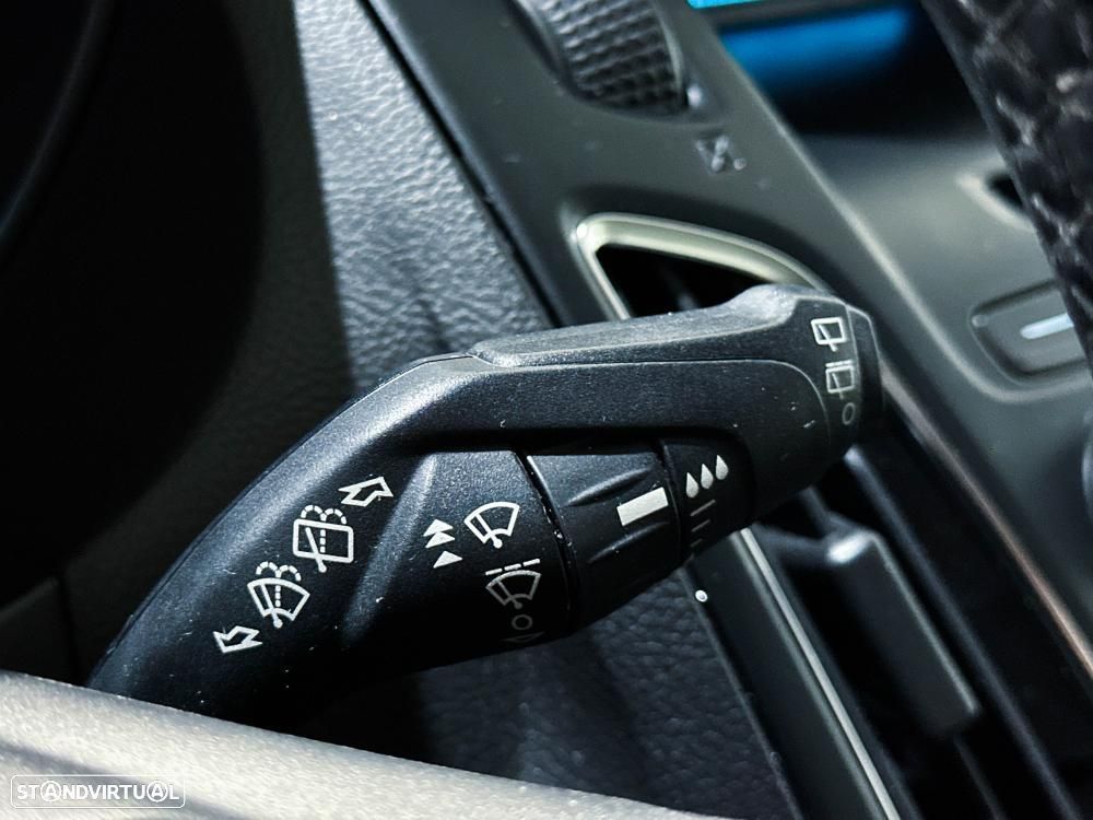 Ford Focus 1.6 TDCi Titanium — fotografia 45