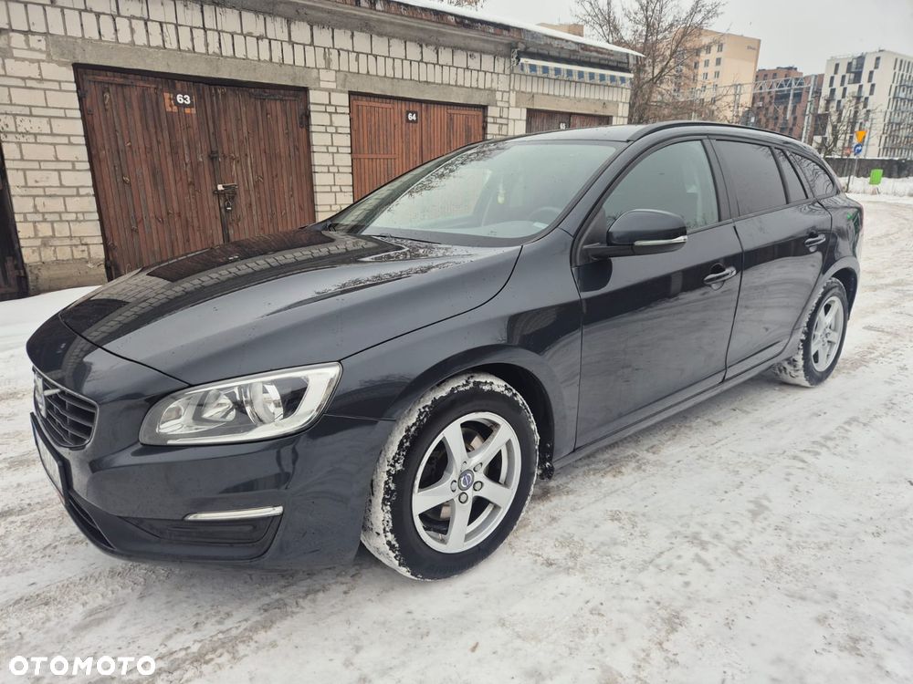 Volvo V60 D2 Geartronic Summum - 2
