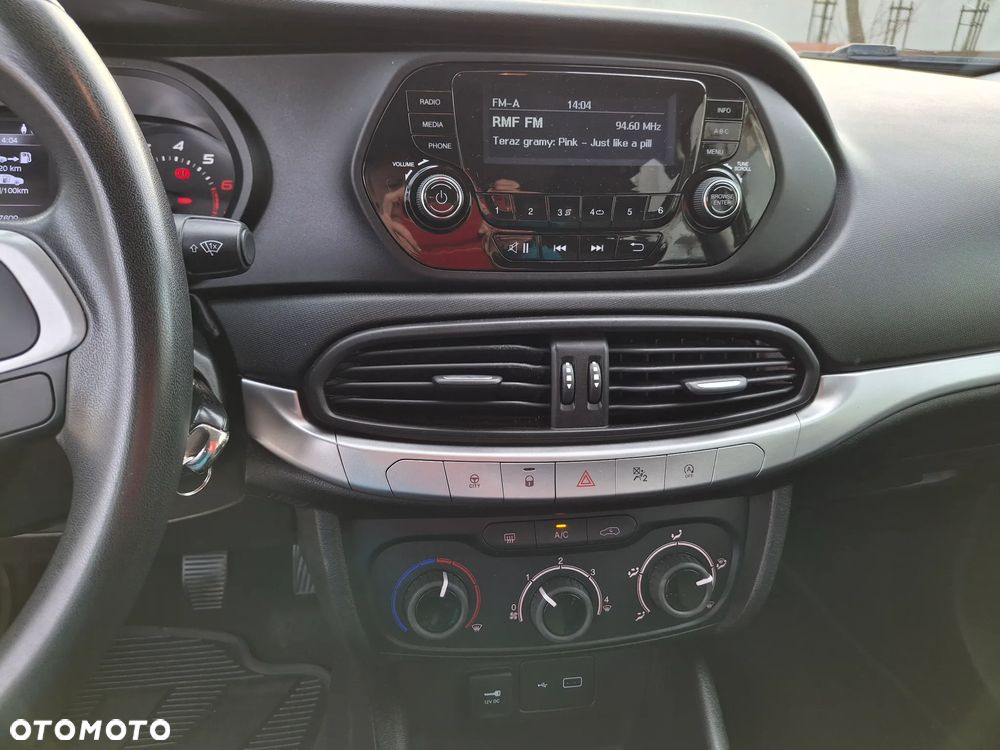 Fiat Tipo 1.4 16v Easy EU6d - 24