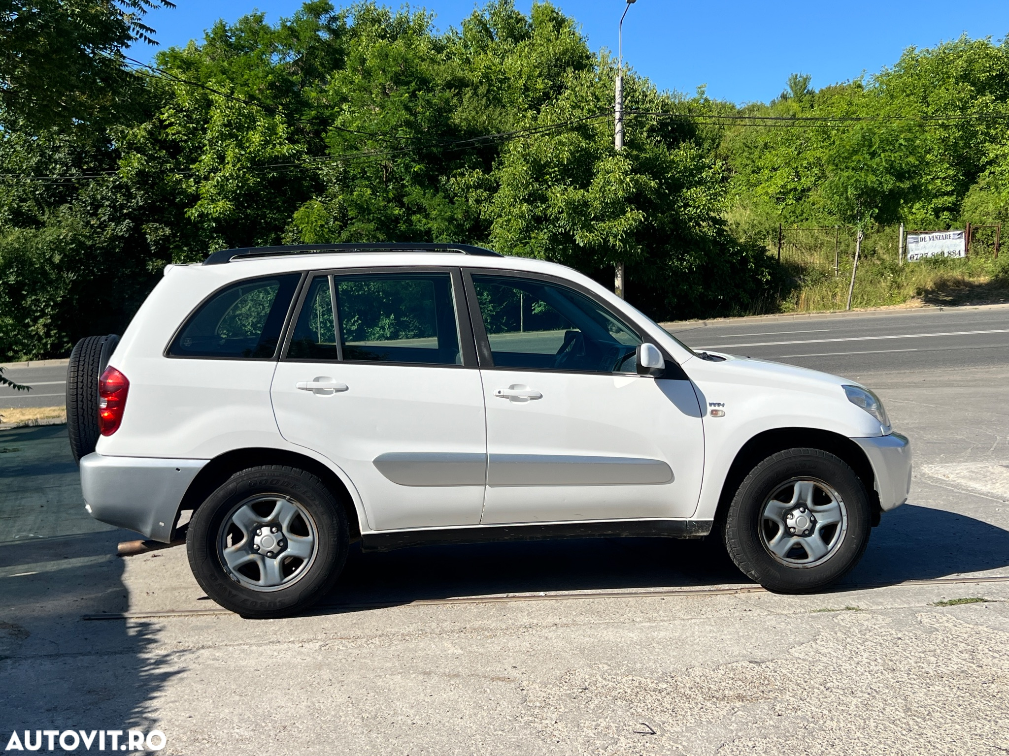 Toyota RAV4 - 21