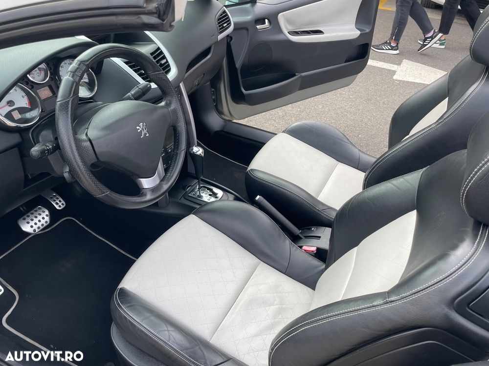 Peugeot 207 CC 120 VTi Automatik Roland Garros - 18