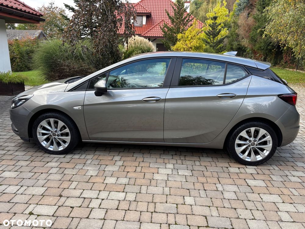 Opel Astra 1.4 Turbo Business - 11