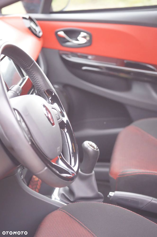 Renault Clio Energy dCi 90 Start & Stop Experience - 13