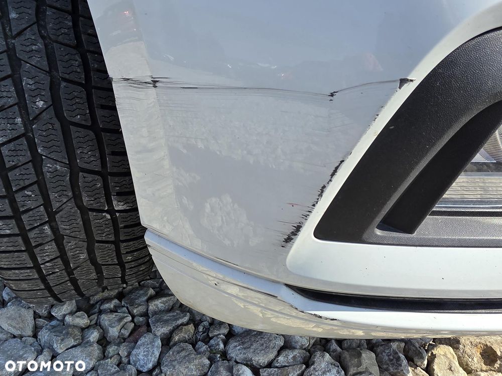 Volkswagen Passat Variant 2.0 TDI SCR DSG Business - 22