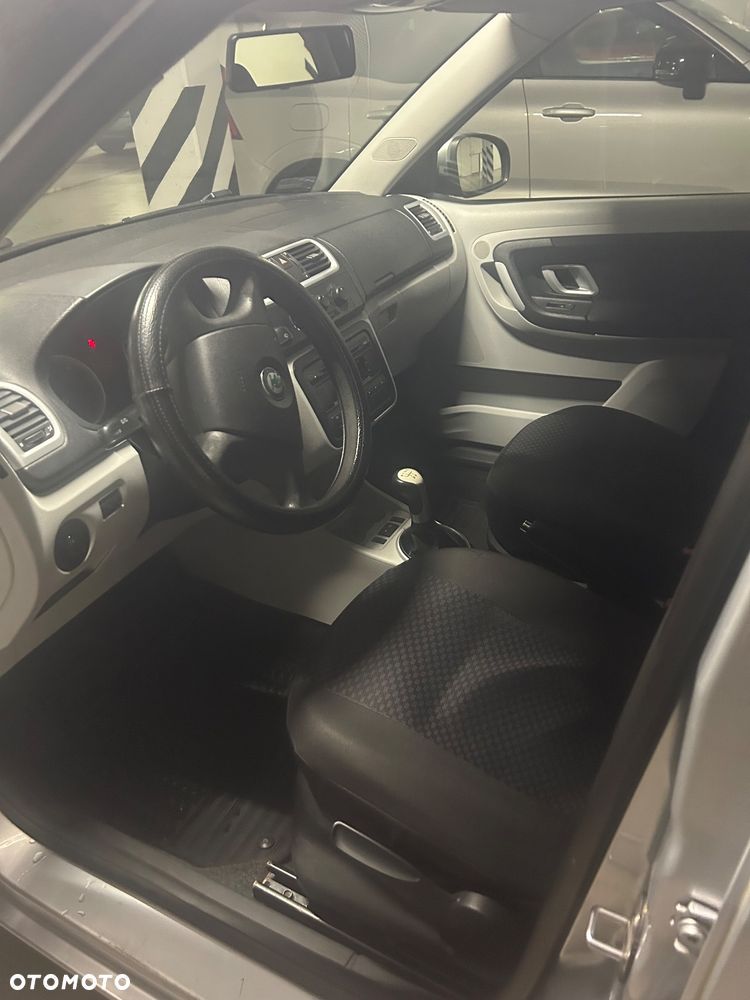 Skoda Fabia ver-1-4-tdi-style - 7