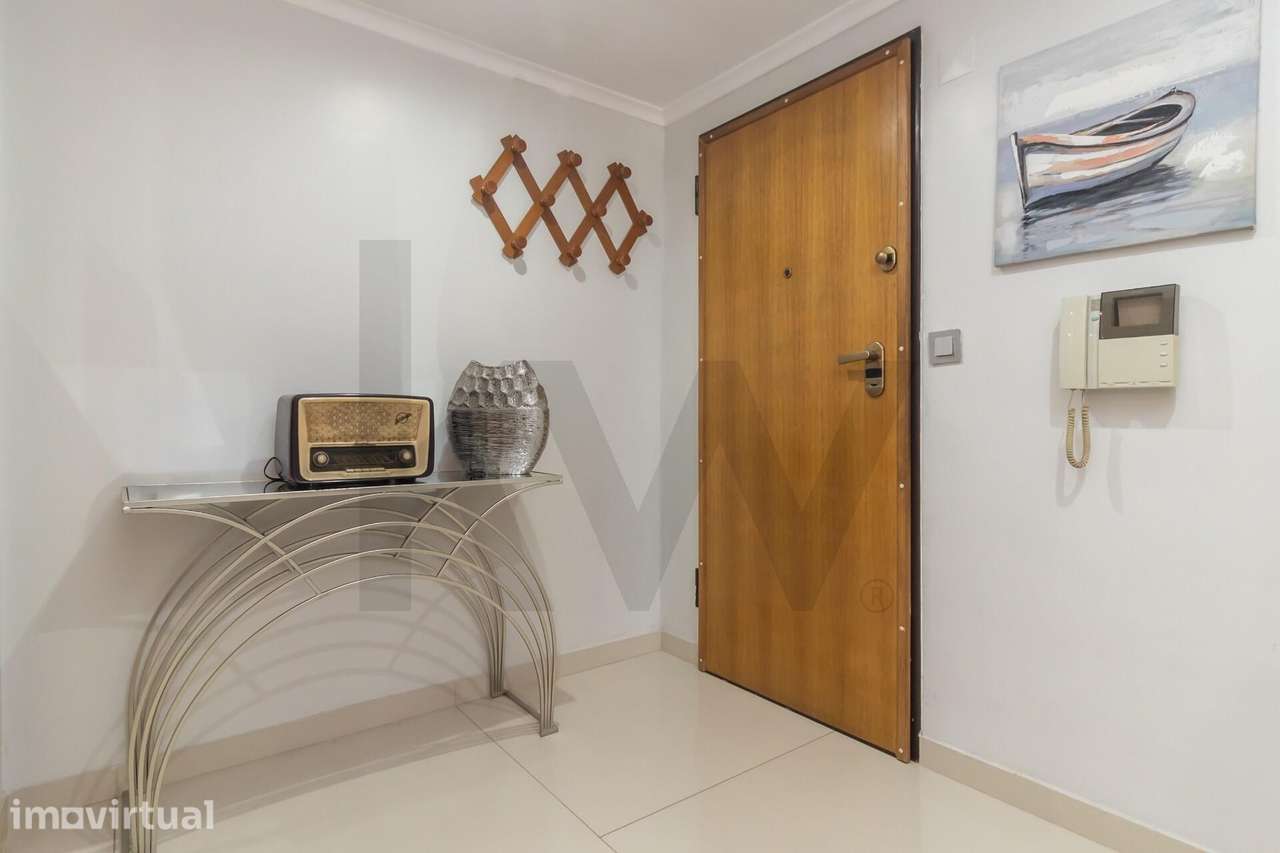 Apartamento T3 com Varanda e Vistas Desafogadas — Quinta dos Fidalguin - Grande imagem: 2/52