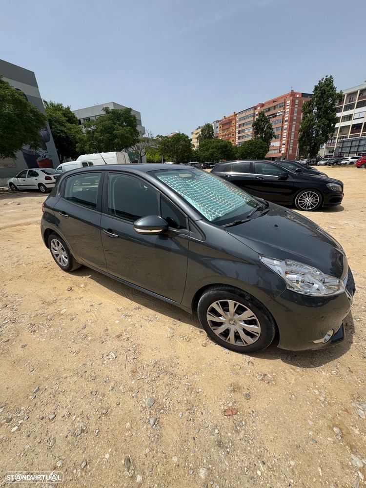 Peugeot 208 1.6 e-HDi Active - 2