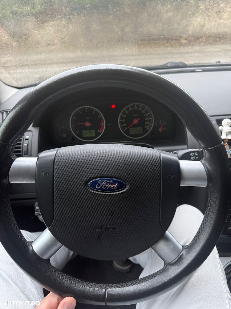 Ford Mondeo - 1