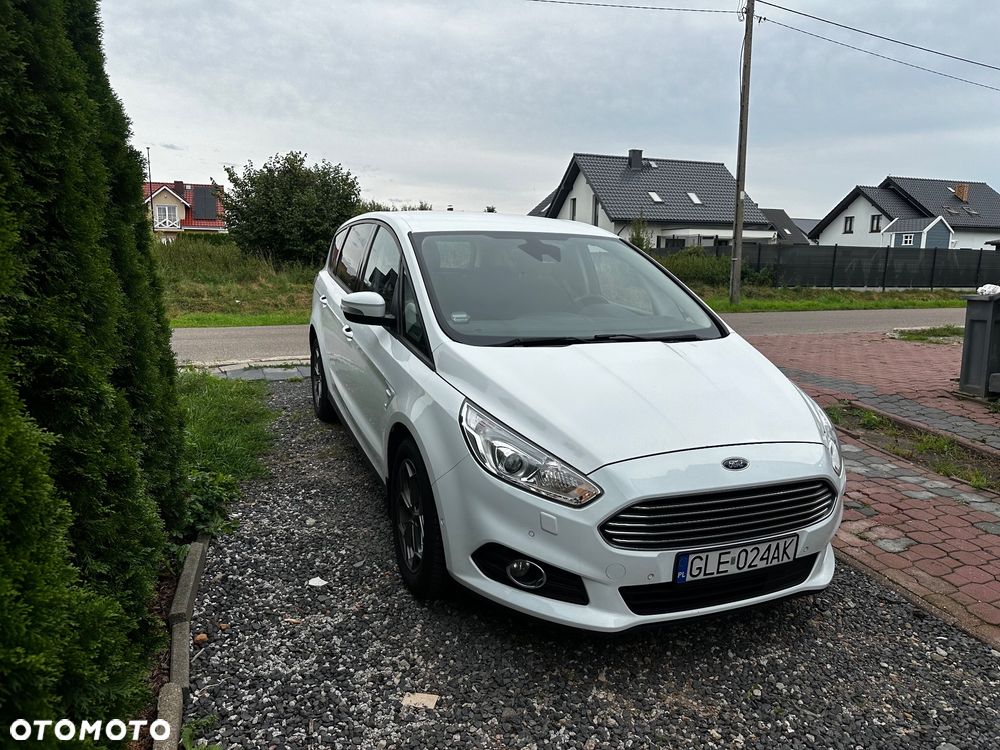 Ford S-Max 2.0 TDCi Titanium PowerShift - 1