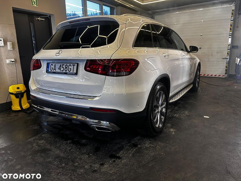Mercedes-Benz GLC 200 d 4-Matic Business Edition - 4