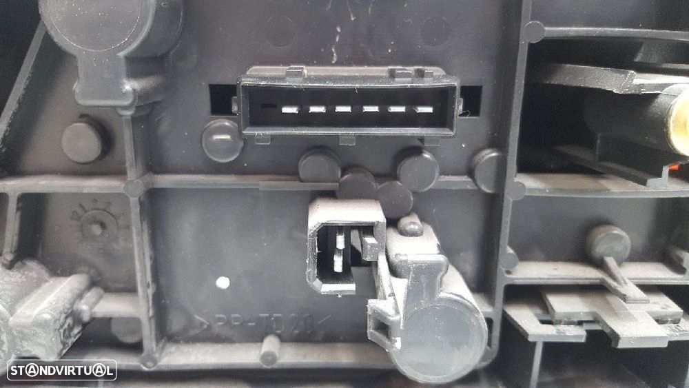 FAROLIM TRASEIRO ESQUERDO PEUGEOT 306 1997 -6350H8 - 3