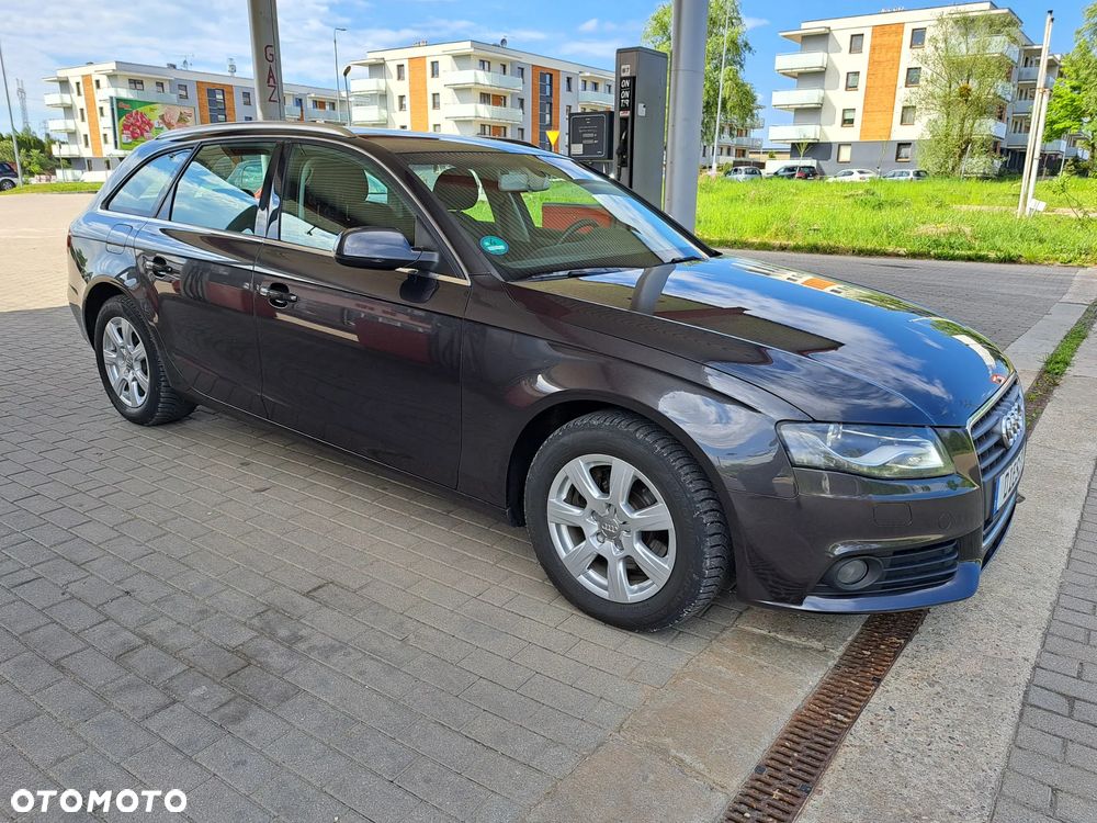 Audi A4 Avant - 6