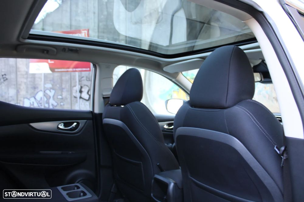 Nissan Qashqai 1.6 dCi 360 Pack S Xtronic - 26