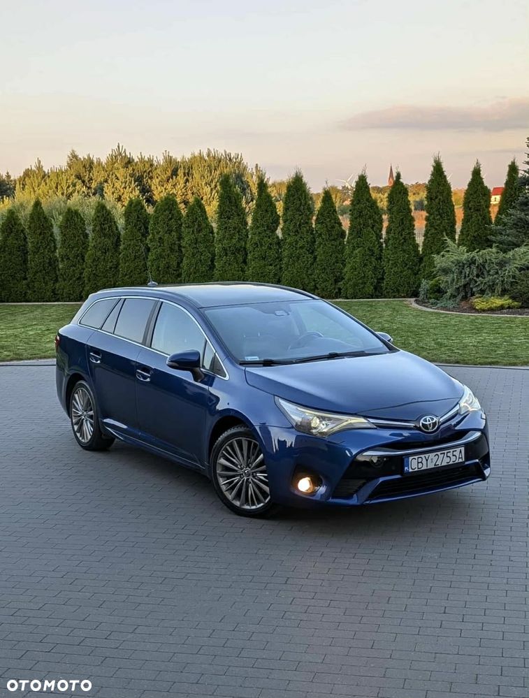 Toyota Avensis 2.0 D-4D Prestige - 1