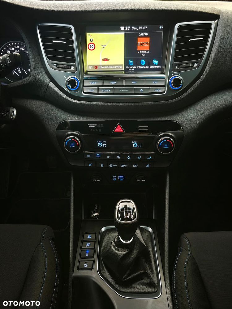 Hyundai Tucson blue 1.6 GDi 2WD Passion - 12