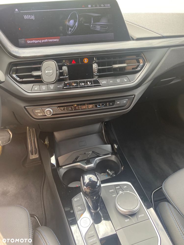 BMW Seria 1 120d xDrive M Sport - 9