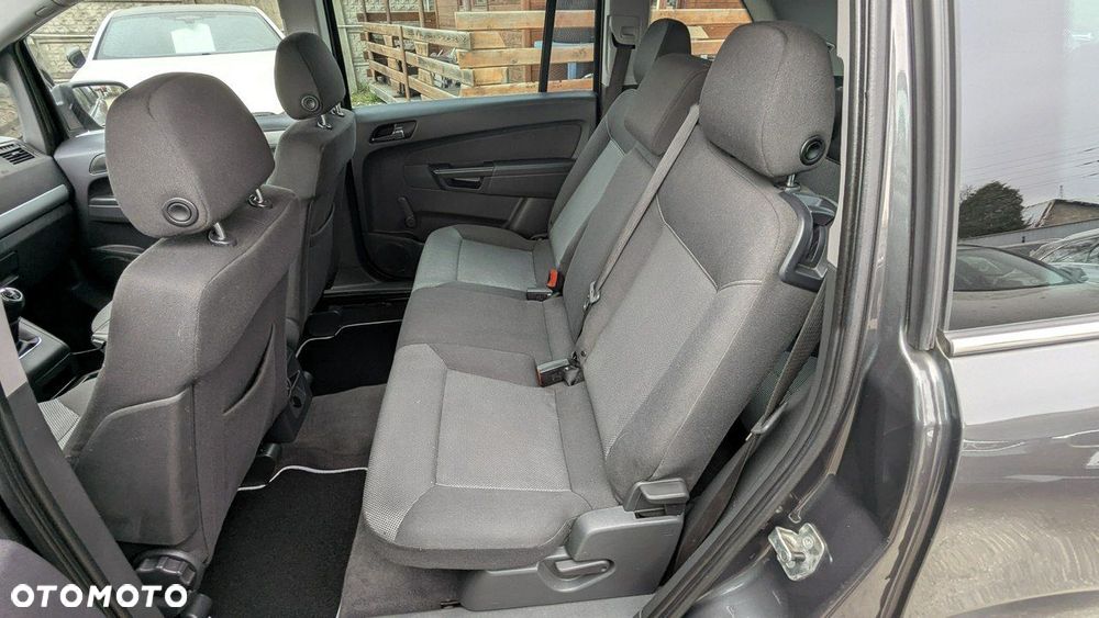 Opel Zafira - 13