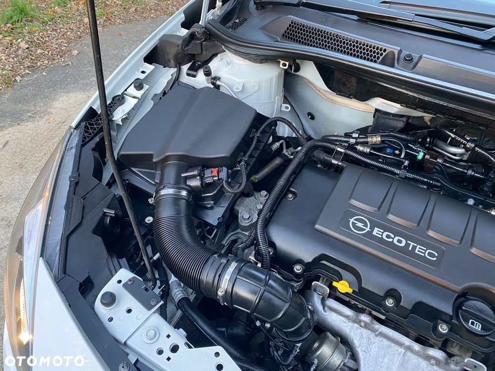 Opel Astra GTC 1.4 Turbo ecoFLEX Start/Stop Innovation - 33