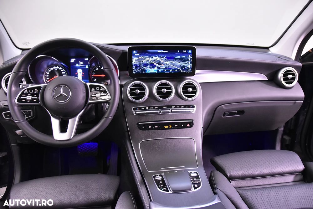 Mercedes-Benz GLC 300 d 4Matic 9G-TRONIC AMG Line - 9