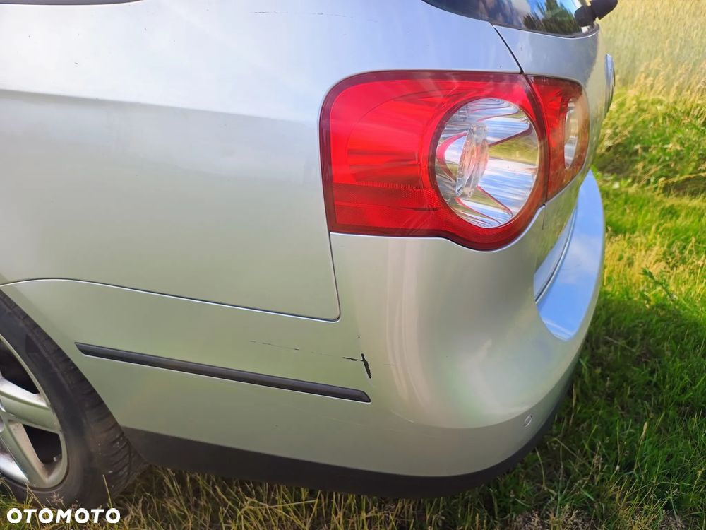 Volkswagen Passat 2.0 TDI Comfortline DSG - 8