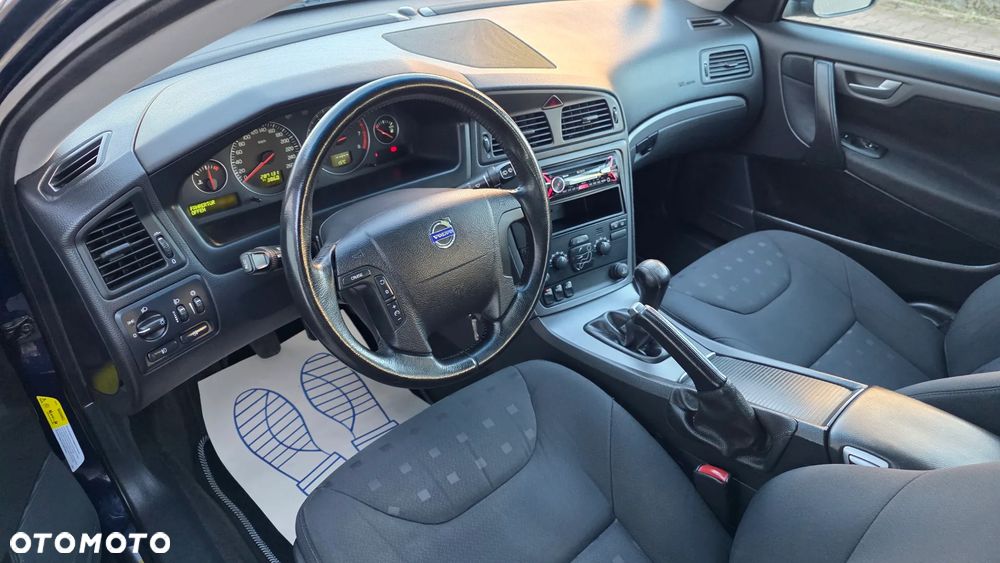 Volvo V70 2.4 Move - 17