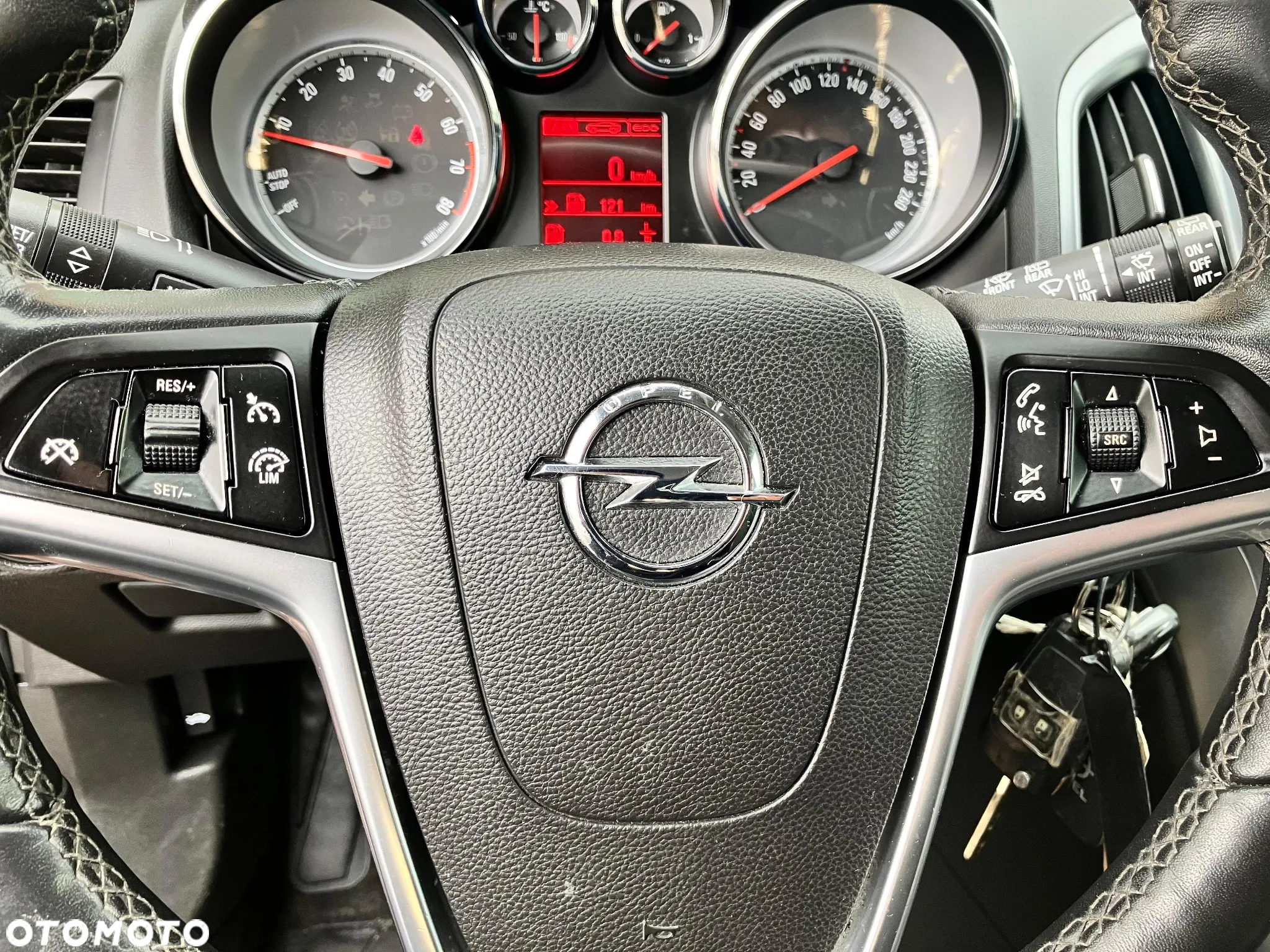 Opel Astra 1.4 Turbo Color Edition - 28