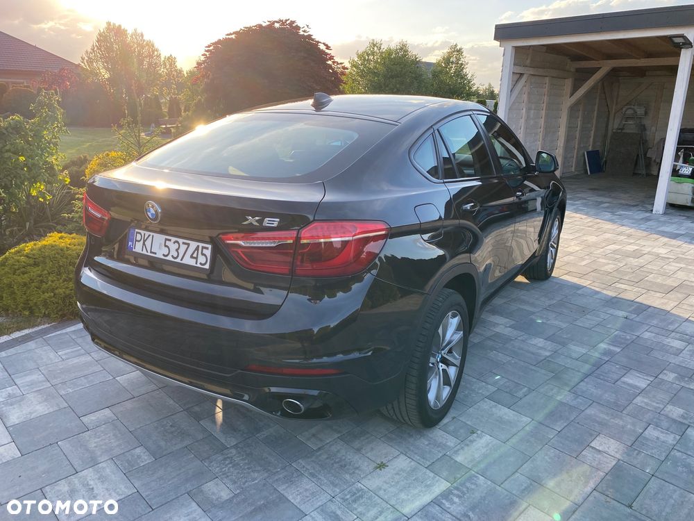 BMW X6 xDrive30d - 11