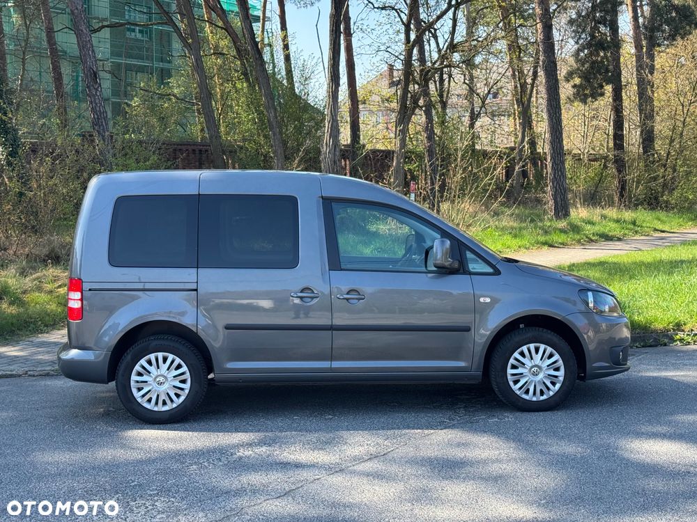 Volkswagen Caddy Comfortline - 11