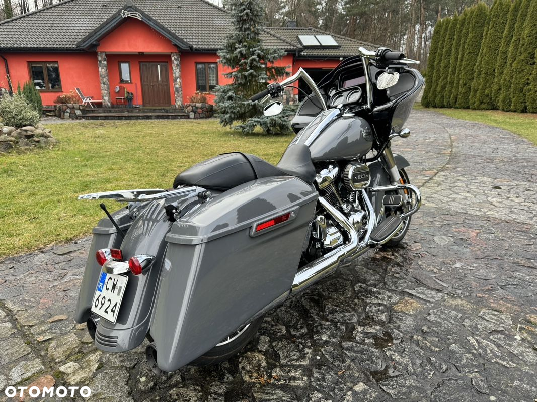 Harley-Davidson Touring Road Glide - 8