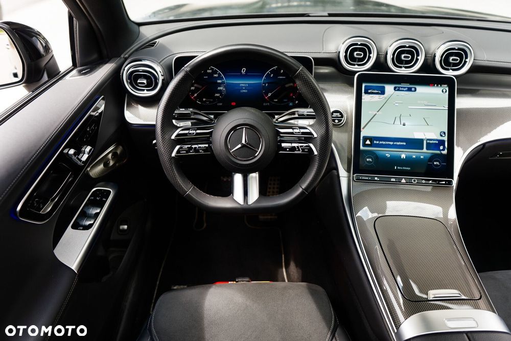 Mercedes-Benz GLC - 21