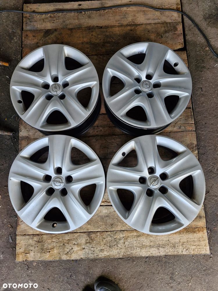 Felgi strukturalne kołpaki Opel Astra J Zafira C  5x115 17 europa - 1
