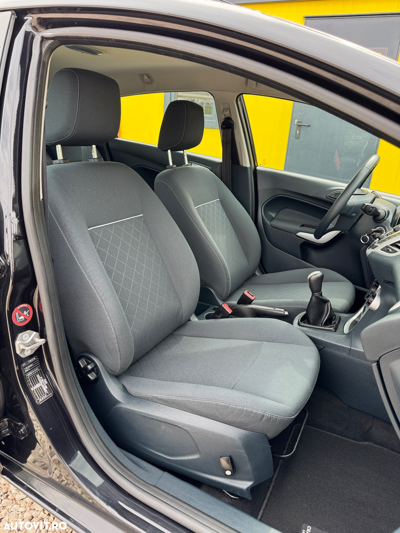 Ford Fiesta 1.25 Champions Edition - 9