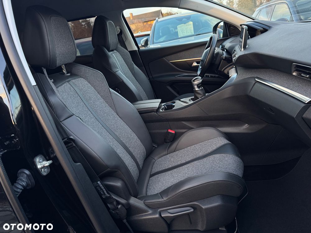 Peugeot 5008 BlueHDi 130 Allure Pack - 28