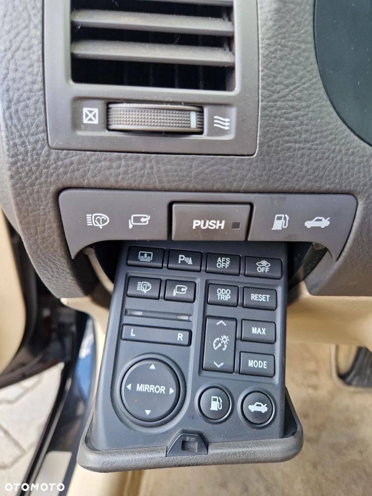 Lexus GS 300 Prestige - 9