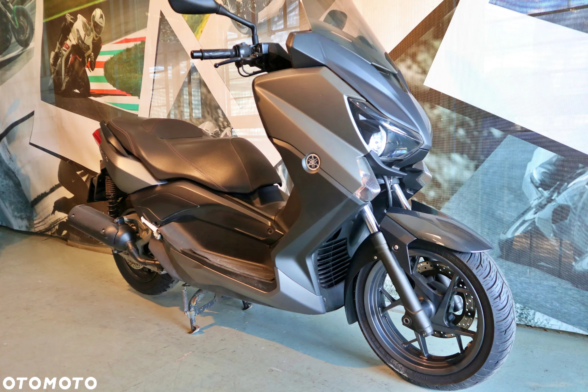 Yamaha X-max - 10