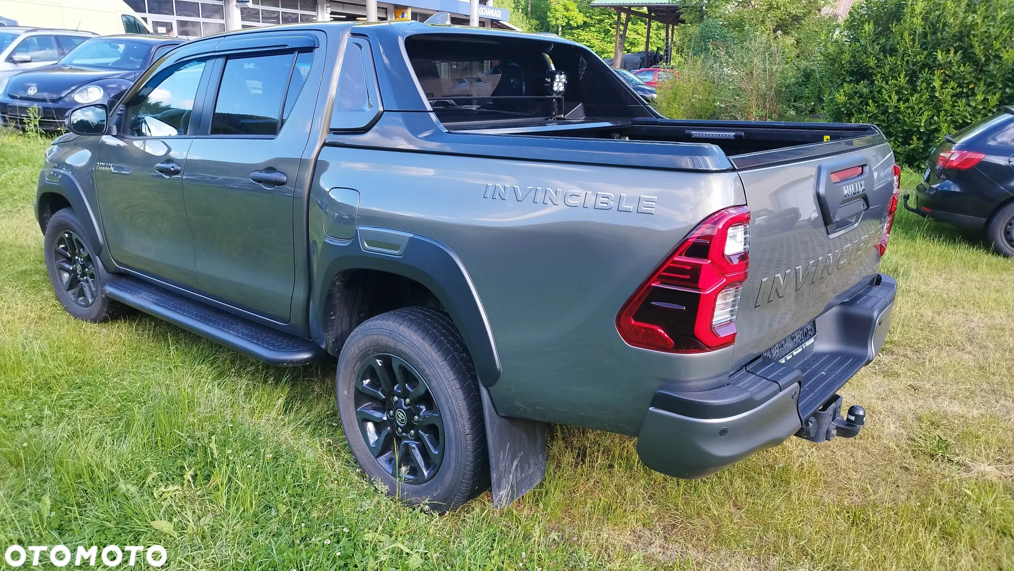 Toyota Hilux 2.8 D-4D Double Cab Invincible Sport 4x4 - 5