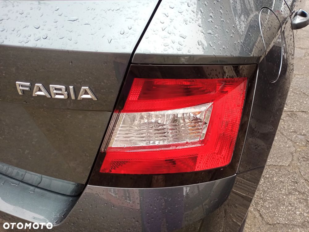 Skoda Fabia 1.0 Ambition - 14