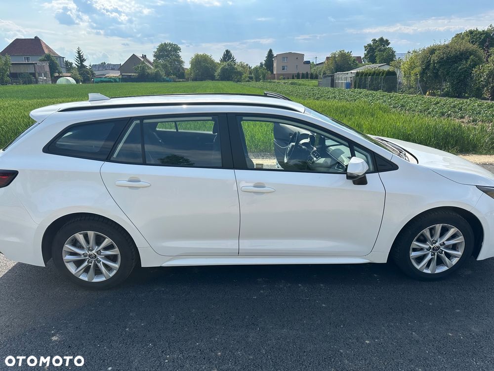 Toyota Corolla 1.8 Hybrid Comfort - 2