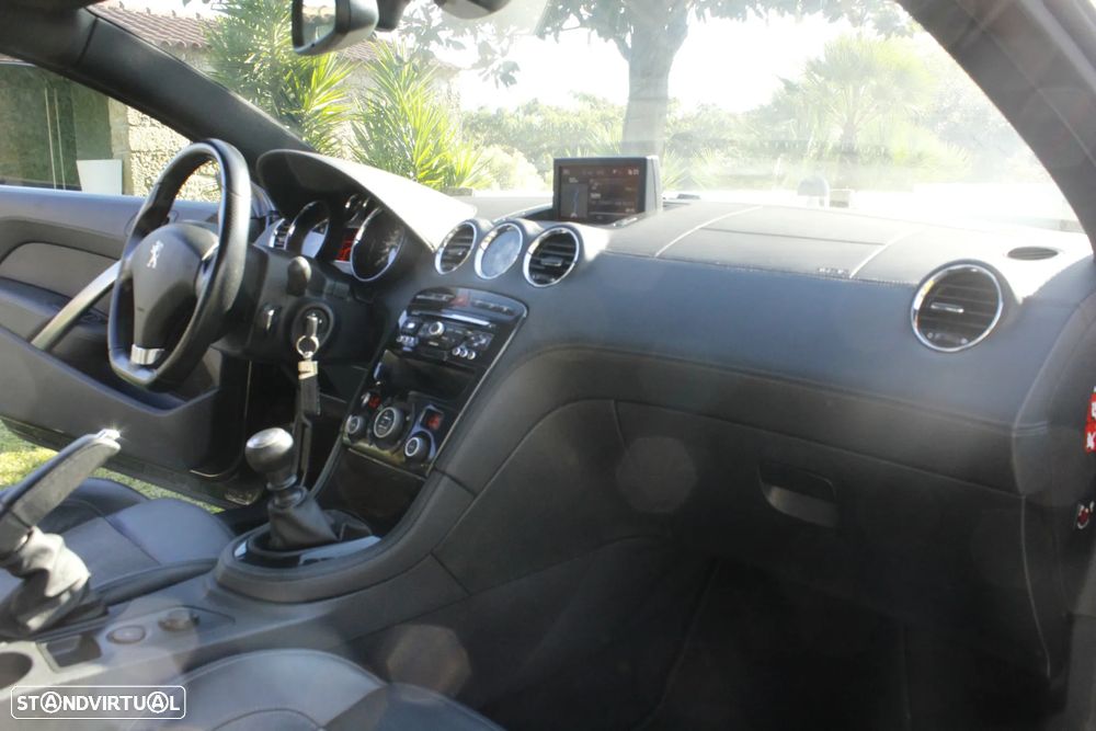 Peugeot RCZ 1.6 THP SE Black Yearling - 21